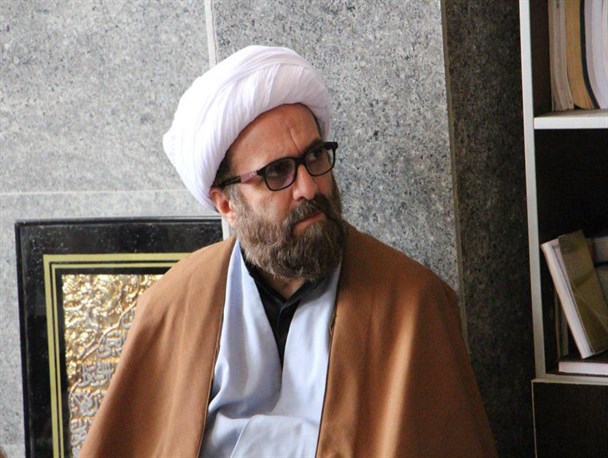 امام خمینی(ره) به افکار پوشالی رفوزه شده دنیا تکیه نداشت/ برخی نسبت به ولایت منافقانه عمل می کنند