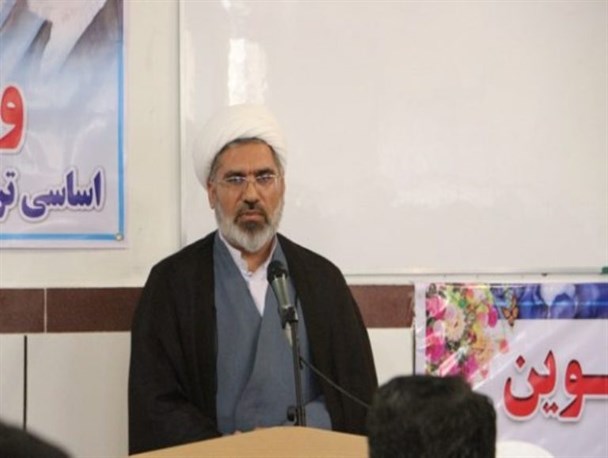 ترویج و تقویت فرهنگ صلح و سازش در جامعه از مهم‌ترین وظایف اجتماعی است