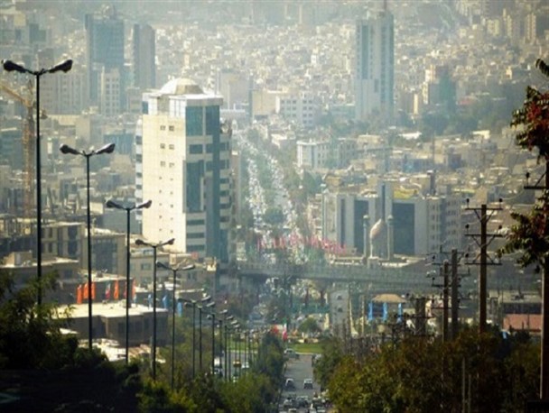 مردم کلانشهر کرج با عوارض زندگی، دست و پنجه نرم می کنند