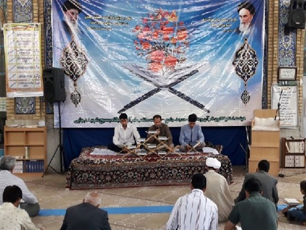 مراسم جزءخوانی قرآن کریم در مسجد جامع دستگرد برخوار/ تصاویر
