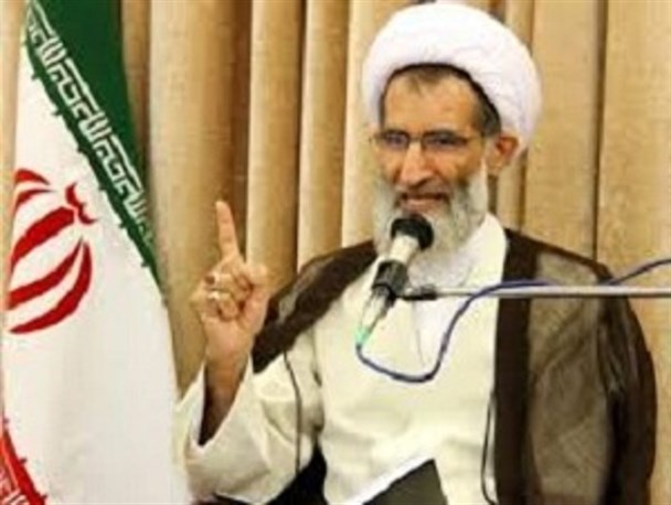 امام راحل بر خودش حکومت کرد تا توانست بر دلها نیز حکومت کند