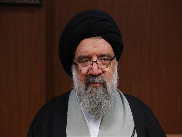 تشییع شهید خرسند یک مانور و بیعت با نظام بود و وفاداری مردم را نشان داد / شهید بیش از 10 سال با رهبری رفاقت داشت/دستگاه قضا باید حکمی بدهد تا چشم فتنه را در بیاورد