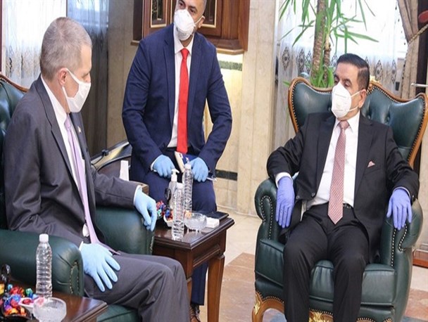 وزیر دفاع عراق با سفیر آمریکا درباره حمایت از نیروهای عراقی رایزنی کرد