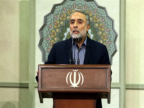 امام خمینی(ره) هیمنه ابرقدرت های عالم را شکست/ رهبر انقلاب با قدرت راه امام راحل را ادامه دادند