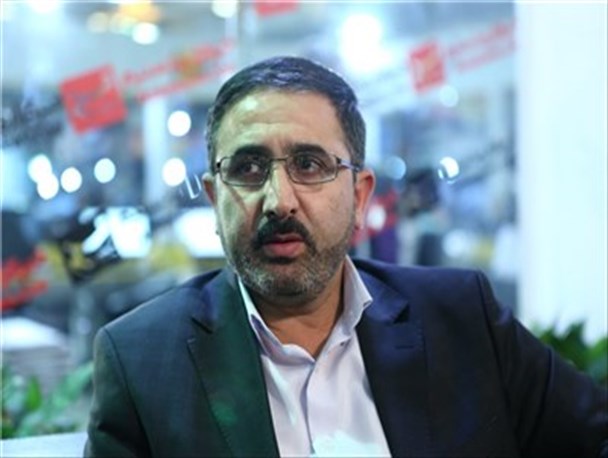لغو یکباره تحریم‌ها، بازدید از مراکز نظامی و مصاحبه با داشمندان هسته‌ای خط قرمز ملت ایران است