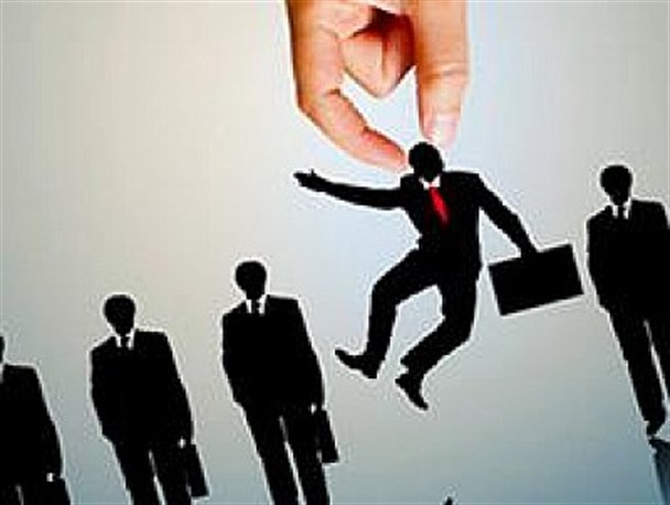 قطار تغییرات اعتدالی به ایستگاه بهبهان رسید !