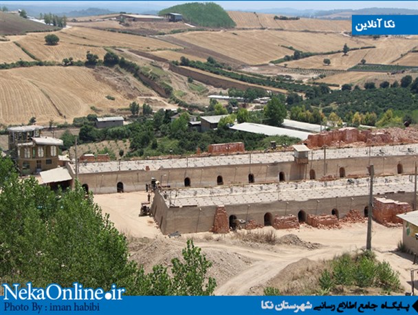 تصاویر/یک روز گرم تابستان در کارخانه مازرون سفال