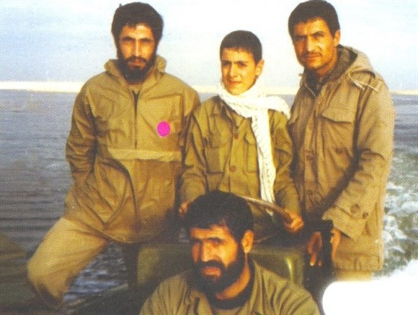 شهادت برای فرزندان قرآن مانند مادری است که فرزندش را در آغوش می کشد