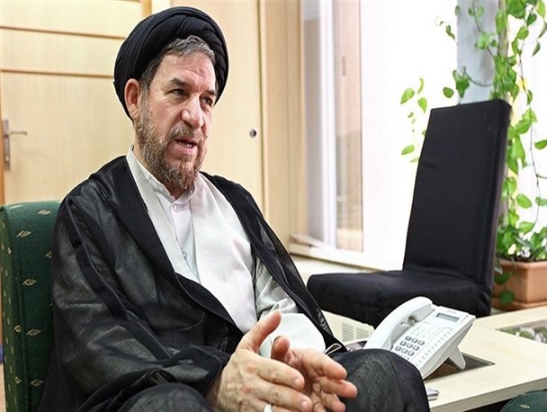 حقوق‌های نجومی با عدالت اسلامی مغایر است/ برخی مدیران دولتی، خود را از قوانین بالاتر دیده‌اند