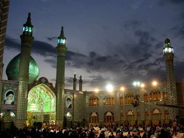 طلوع خورشید روزهای رمضان آران و بیدگل با نوای قرآن+ تصاویر