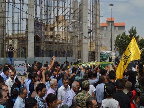 پیکر مطهر شهید مدافع حرم«داود رضایی» در اسلامشهر تشییع شد/تصاویر