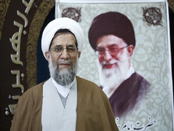 لزوم ارتقای هوشیاری، بصیرت دینی و انقلابی کارکنان آجا/ در راستای تحقق منویات رهبر معظم انقلاب حرکت می‌کنیم