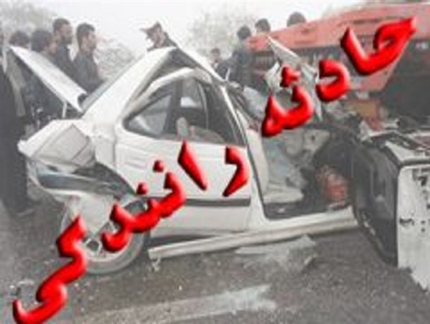 5 کشته و زخمی در اثر برخورد وانت نیسان با خودروی پژو در محور قم ـ کاشان