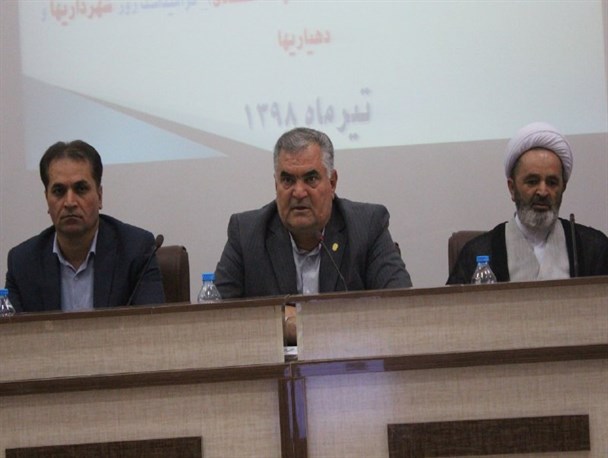 ۱۷ هزار تن گندم از کشاورزان رشتخواری خریداری شده است