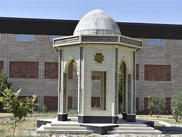 ساخت یادمان شهدای گمنام در ۴ شهر لرستان آغاز شد