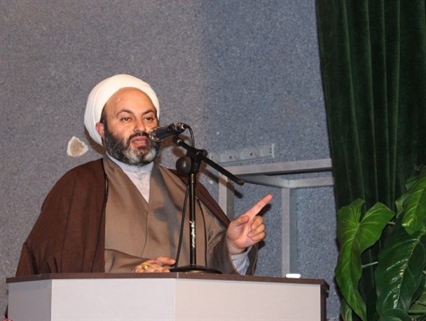کانون های مساجد اگر بتوانند یک صف به صفوف نمازجماعت اضافه کنند یقینا هستند