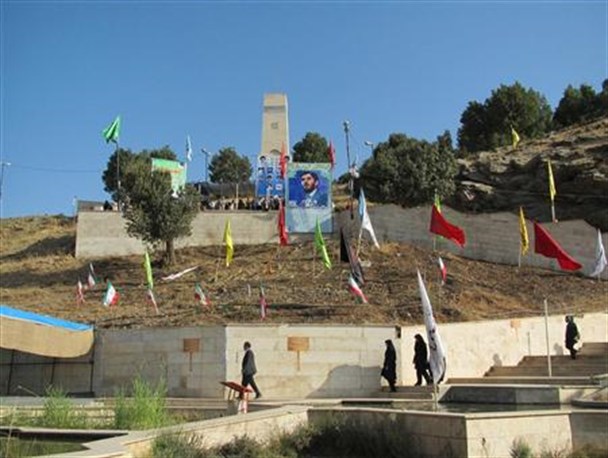 یادمان سیرانبند توجه بیشتری را می طلبد/یادمان شهدای بانه نماد غریبانگی شهدای کشور