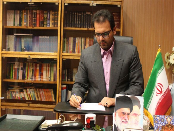 سکوت در برابر فساد خیانتی بزرگ است
