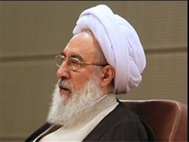 مبلغ مستمری مددجویان ناچیز است/ مسئولین کمیته امداد اعتماد مردم را جلب کنند