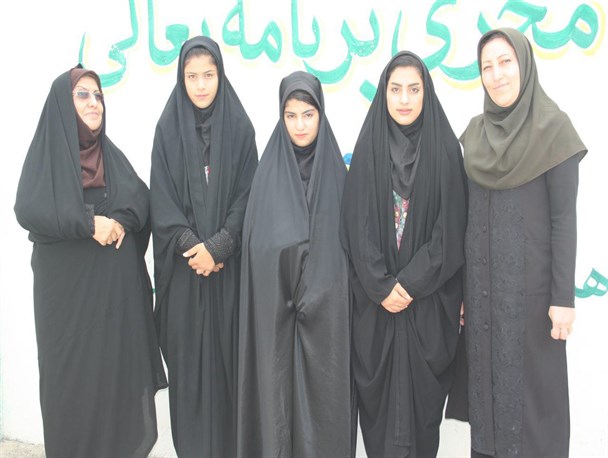 سه دانش آموزان هنرستان فدک گالیکش به مرحله استانی راه یافتند + تصاویر