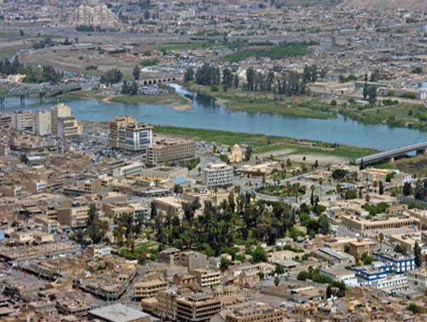 یک مقر تروریستهای داعش در موصل به آتش کشیده شد