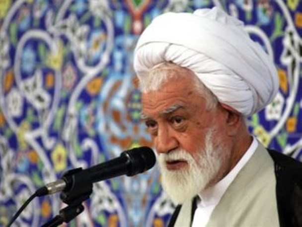 دولت با استفاده از ظرفیت های داخلی نیاز جامعه را تامین کند/ رشد قارچ گونه کاخ های دولتی بیانگر فرهنگ اشرافی گری است