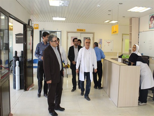 بازدید سرزده فرماندار شهرستان چاراویماق ازشبکه بهداشت ودرمان چاراویماق +تصاویر