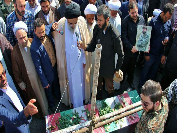 تشییع پیکر مطهر شهید مدافع حرم "محمود نریمانی" در کرج
