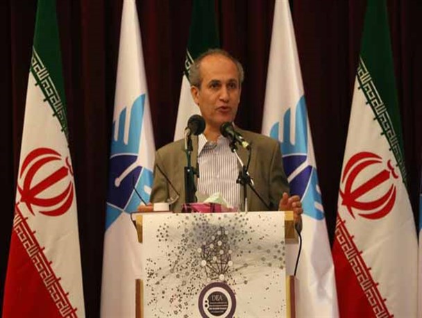 راه اندازی رشته‌های کسب‌ و کار، اولویت دانشگاه آزاد است