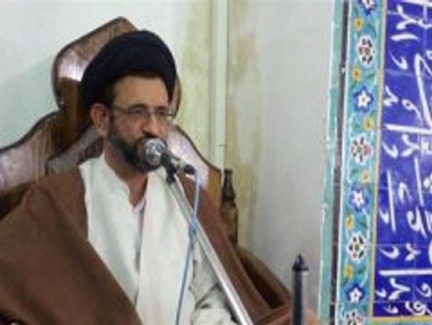 اخلاق نیکو عامل علاقه مردم به امام رضا(ع) است