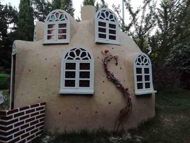 سریالی شاد برای نوجوانان در روزهای پاییزی/ تشویق کودکان به کتابخوانی