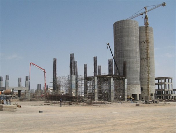 بانک‌های سمنان؛ اصلی‌ترین عامل به گل‌نشستن کارخانه سیمان "بیارجمند"/ اتمام حجت دادستانی با بانک‌های متخلف