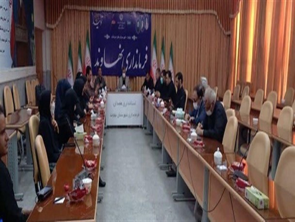 بحث سرپرستی ادارات در‌ نهاوند یک‌ معضل است/ تعیین تکلیف مدیران ناکارآمد و اداراتی که با سرپرست اداره می‌شوند