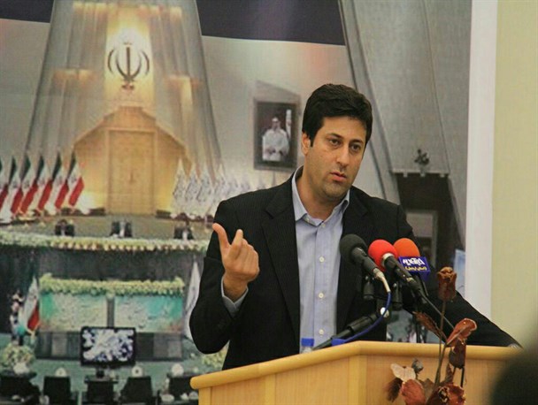 راه و شهرسازی به شهرداری ها قیر نمی دهد/ تامین اجتماعی در حق شهروندان ظلم می کند