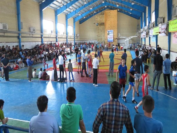 مسابقات قهرمانی کشتی فرنگی استان به میزبانی دهگلان برگزارشد