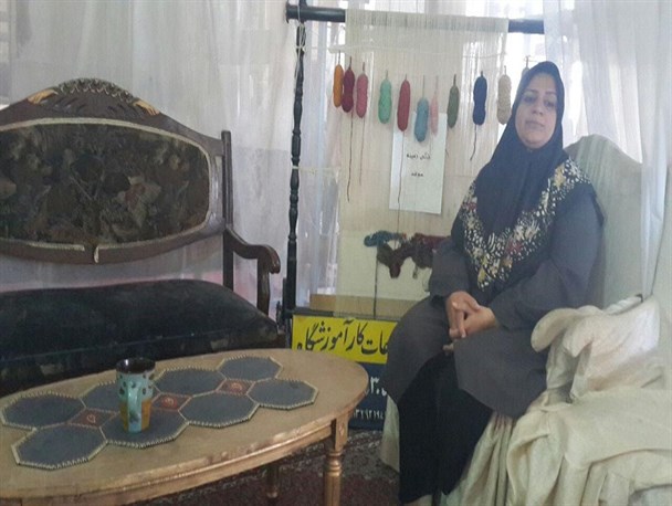 شعارهای بدون اقدام مسئولین در احیای هنر کرمان/ حضور افغان ها در هنر پته دوزی تهدیدی جدی است