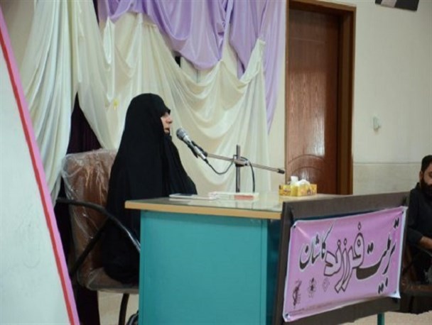 زندگی مشترک عرصه «رفاقت» است نه «رقابت»