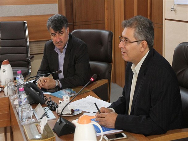 معاون عمرانی هرمزگان:سازه دریایی در داخل دریا بایدبا مجوز سازمان بنادر باشد/ مدیرکل بنادر هرمزگان: حریم 60 متری دریا تحت حاکمیت دولت است