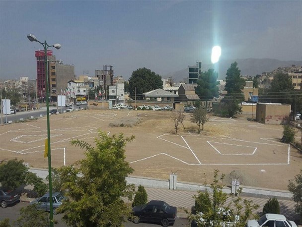 عملیات ساماندهی میدان مرکزی شهر نهاوند اجرایی شد+ عکس