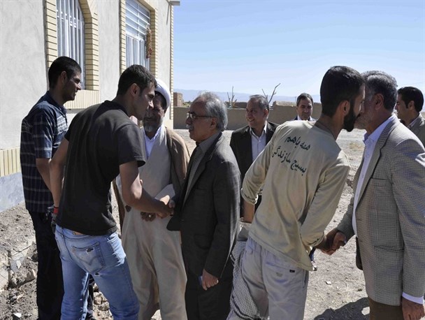 بازدید مسئولین دانشگاه بیرجند و ناحیه بسیج دانشجویی از گروه جهادی شهید امینی + تصاویر