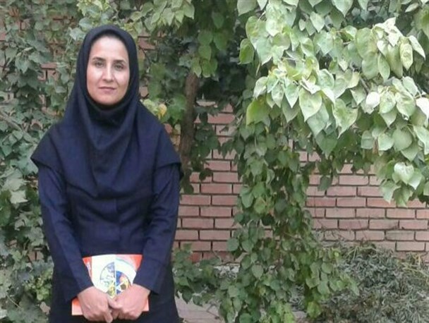 دلسوزانه و عاشقانه به روستاهای محروم خدمت می کنم/ بهورزی از مشاغل سخت و کم مزایاست