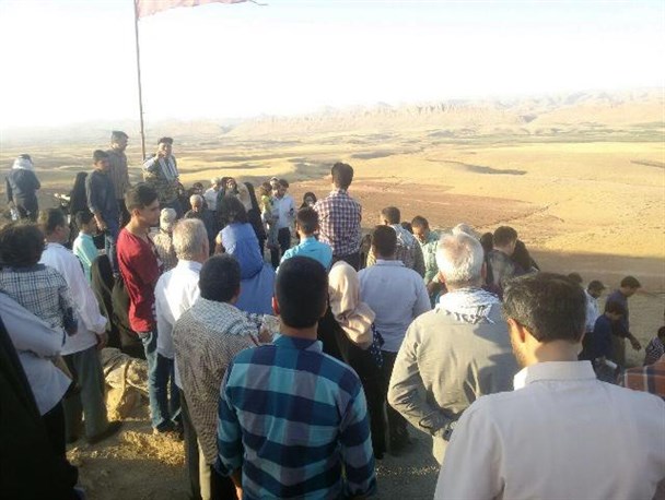 بازدید کاروان راهیان نور استان های گلستان و سمنان از یادمان مطلع الفجر+ تصاویر