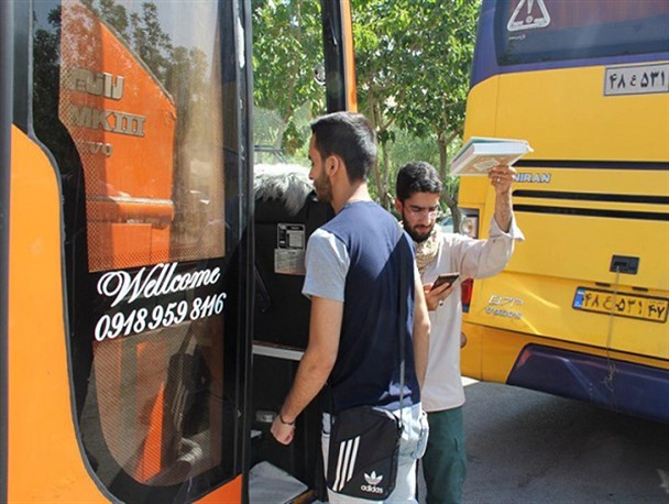 اعزام گروه جهادی «مهاجر» علوم پزشکی اراک به مناطق محروم لرستان+تصاویر