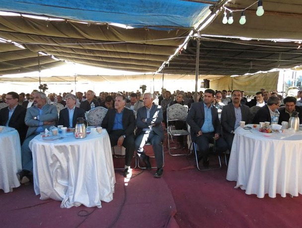 ۱۵ هزار مترمربع از محلات بهاران و گریزه سنندج آسفالت و بهسازی شد + تصویر