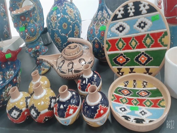 بیشترین سود صنایع دستی به جیب واسطه‌ها می‌رود/ کمبود مکان دائمی فروش محصولات در البرز