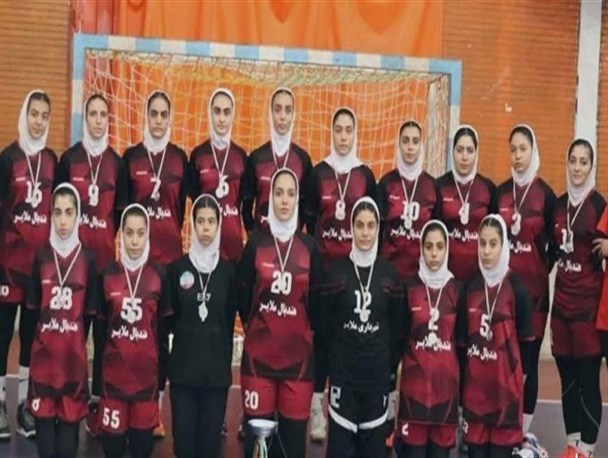 دختران ملایری نائب قهرمان مسابقات هندبال امیدهای کشور شدند