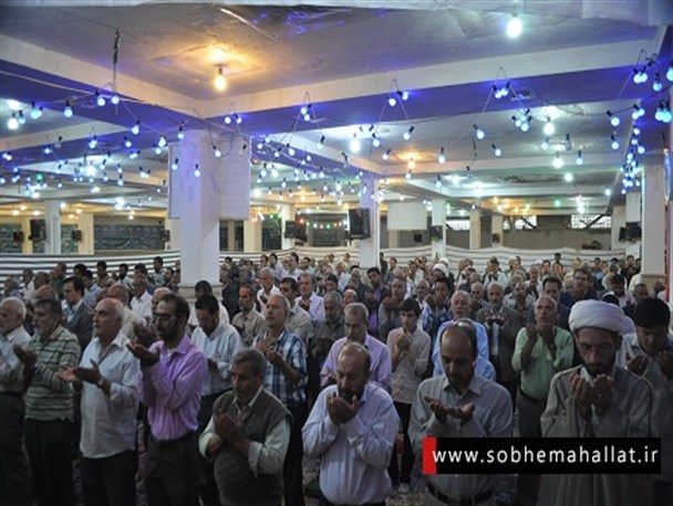 اقامه نماز عید قربان در محلات + عکس