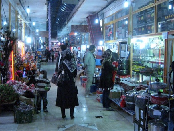 بازارچه مرزی مهاباد فرصتی برای واردات بیشتر!