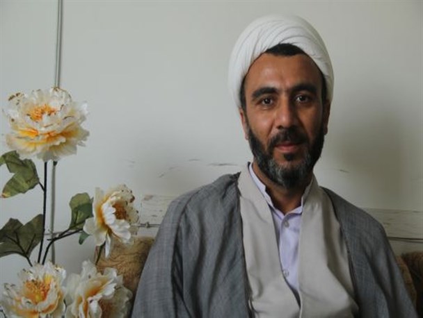 عمل کردن به شیوه زندگانی اهل بیت(ع) موجب دوام و قوام جامعه می‌شود