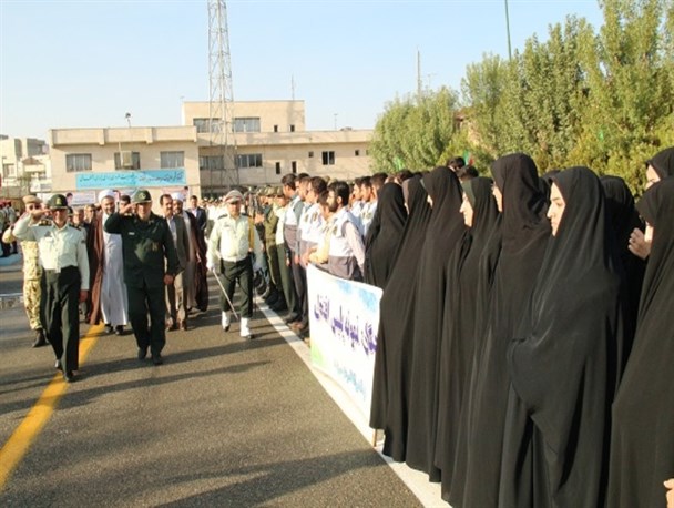 اولین روز از هفته نیروی انتظامی در نقده از نگاه دوربین